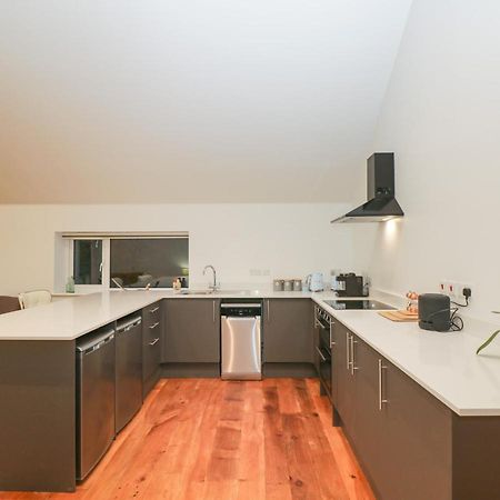 Upper Annex Apartment Calne Ngoại thất bức ảnh
