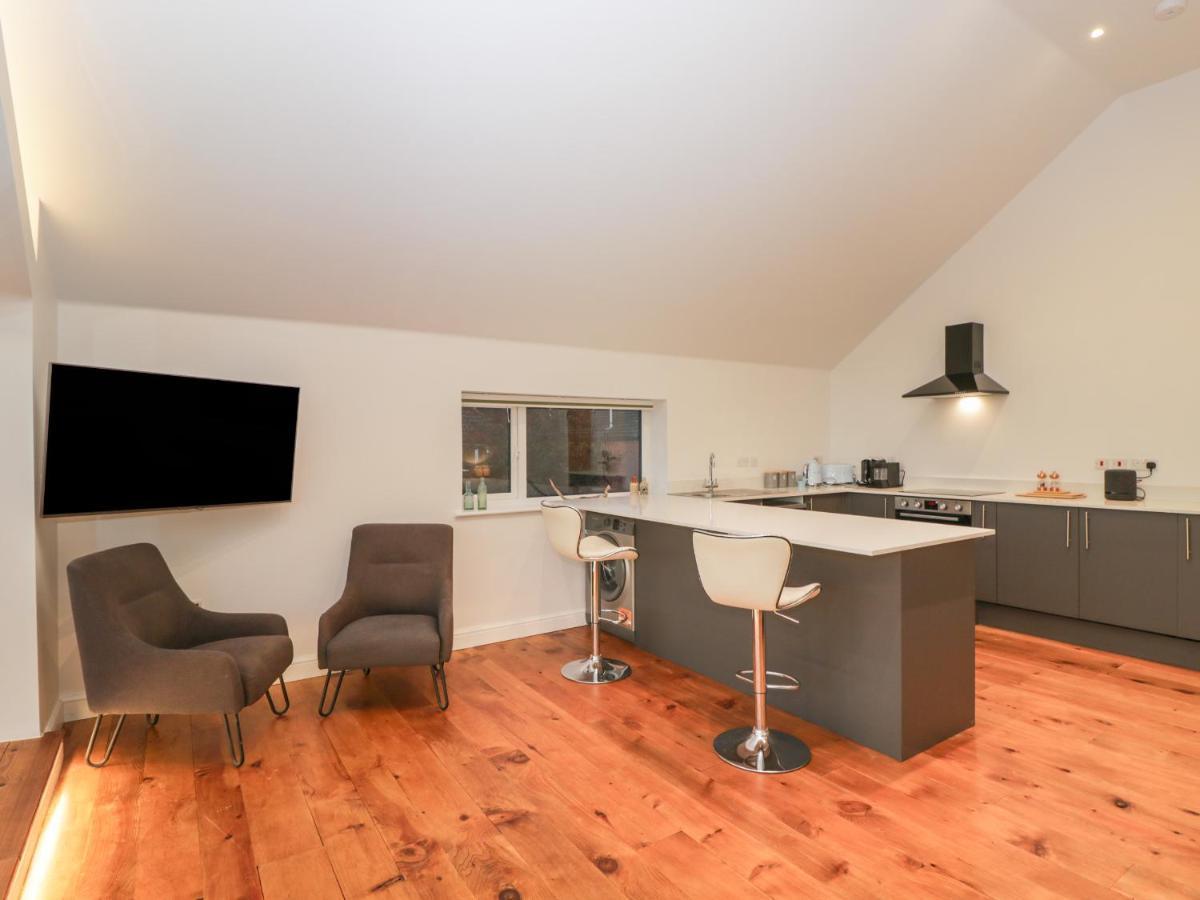 Upper Annex Apartment Calne Ngoại thất bức ảnh