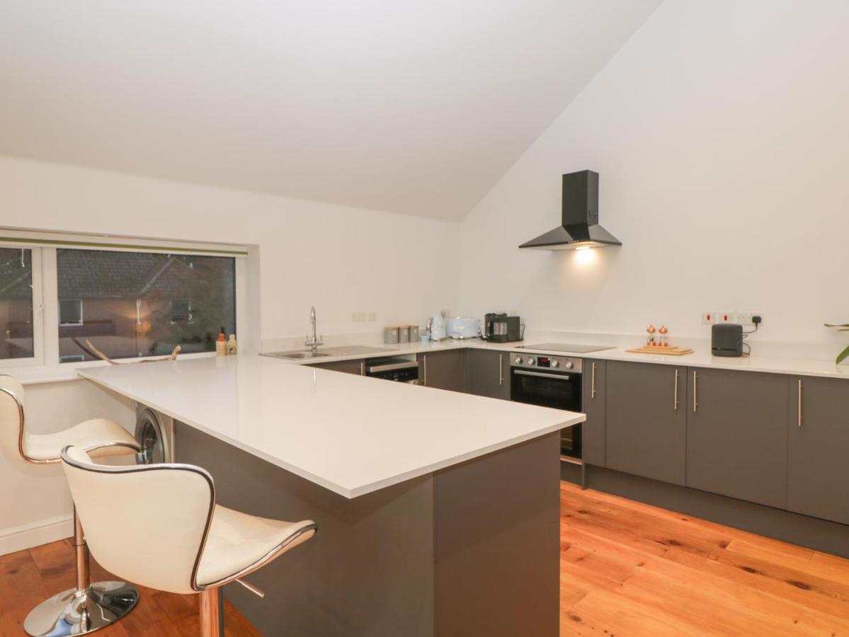 Upper Annex Apartment Calne Ngoại thất bức ảnh